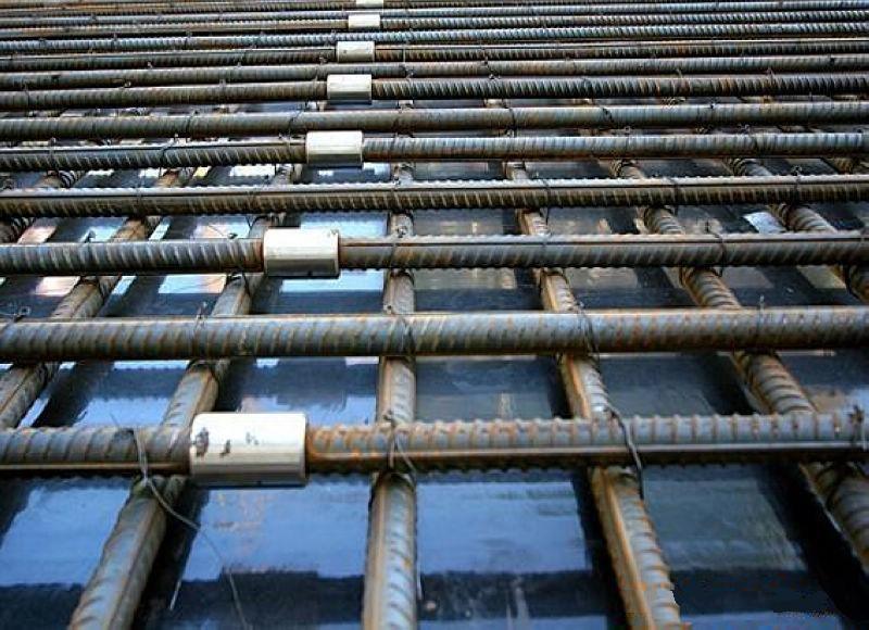 天水为什么建楼房时，要在钢筋上加一排小圆环？原来作用这么大